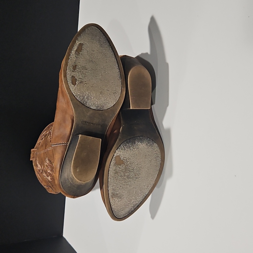 Rampage Brown Embroidered Western Heeled Boots - Picture 6 of 7